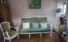 Chambre en ville dans un esprit campagne
